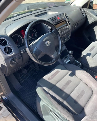 Volkswagen Tiguan cena 24800 przebieg: 248000, rok produkcji 2008 z Sokołów Małopolski małe 172